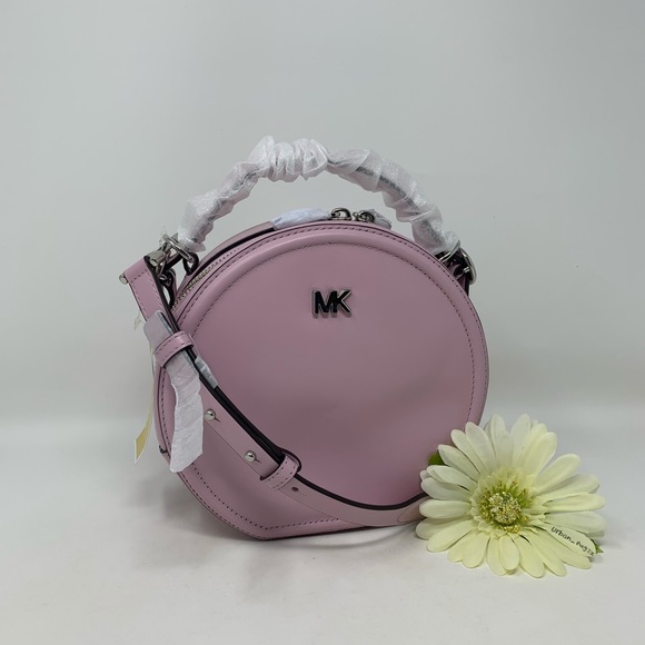 Michael Kors Handbags - Michael Kors Delaney Medium TH Canteen Messenger